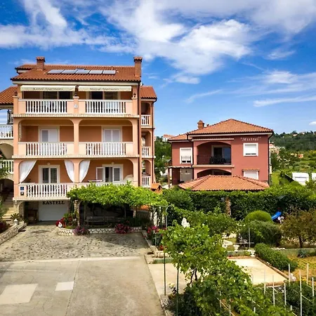 In With Balcony, Air Conditioning, Wifi, Washing Machine * Lopar