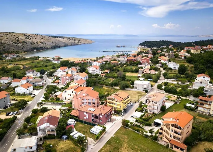 In With Balcony, Air Conditioning, Wifi, Washing Machine * Lopar